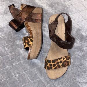 Pierre Dumas Wedges, view images for damage - easily fixable